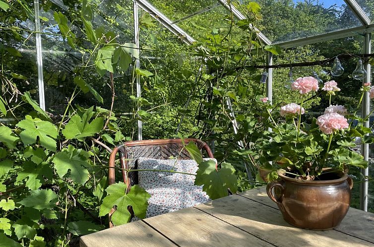 Vakantiehuis "Epiphania" - 700m from the sea