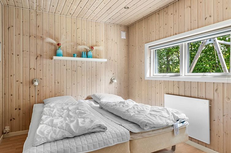 Vakantiehuis "Anouk" - 700m from the sea