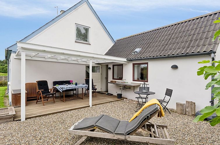 Vakantiehuis "Keyla" - 2.3km from the sea