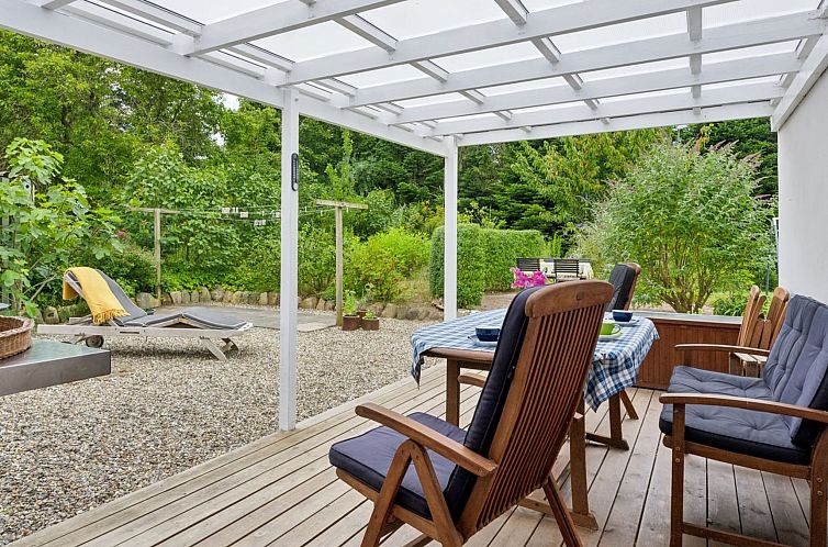 Vakantiehuis "Keyla" - 2.3km from the sea