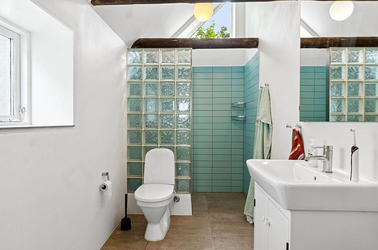 Vakantiehuis "Keyla" - 2.3km from the sea