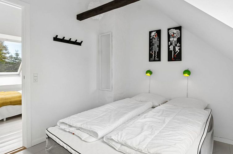 Vakantiehuis "Keyla" - 2.3km from the sea