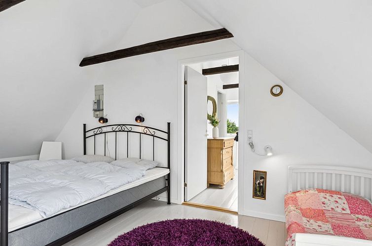 Vakantiehuis "Keyla" - 2.3km from the sea