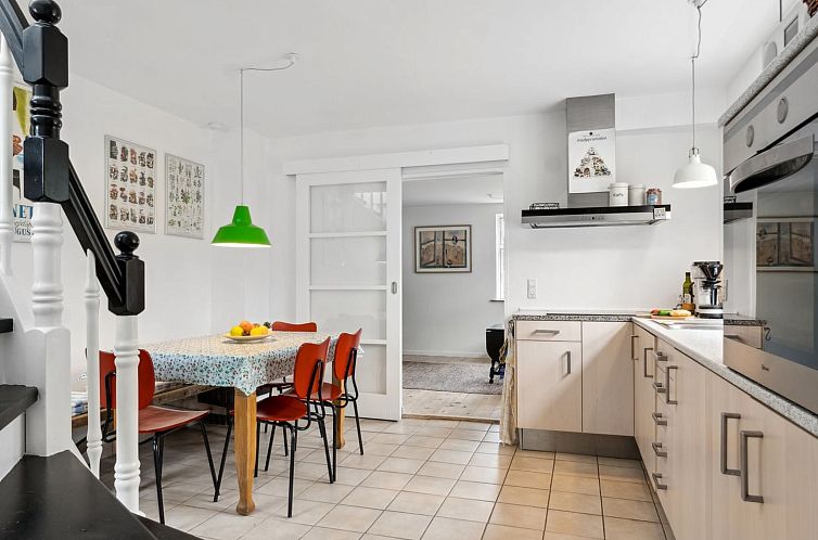 Vakantiehuis "Keyla" - 2.3km from the sea