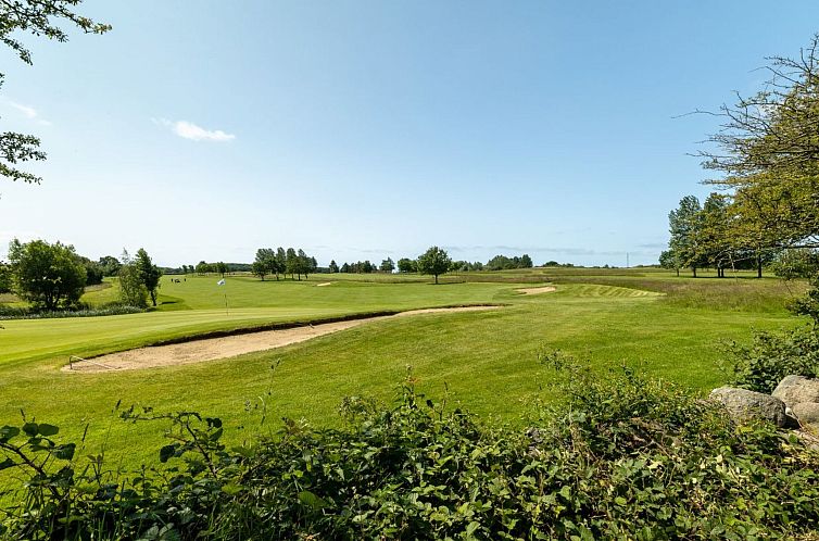 Vakantiehuis "Osa" - 150m from the sea