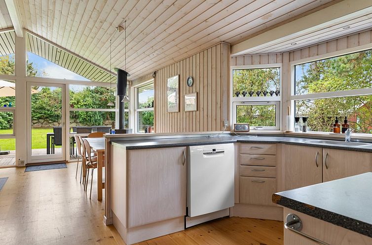 Vakantiehuis "Thormund" - 350m from the sea