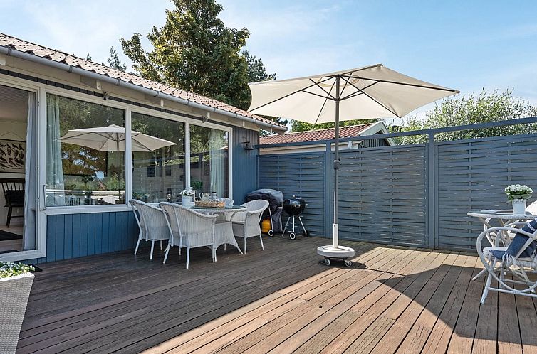 Vakantiehuis "Lillan" - 250m from the sea