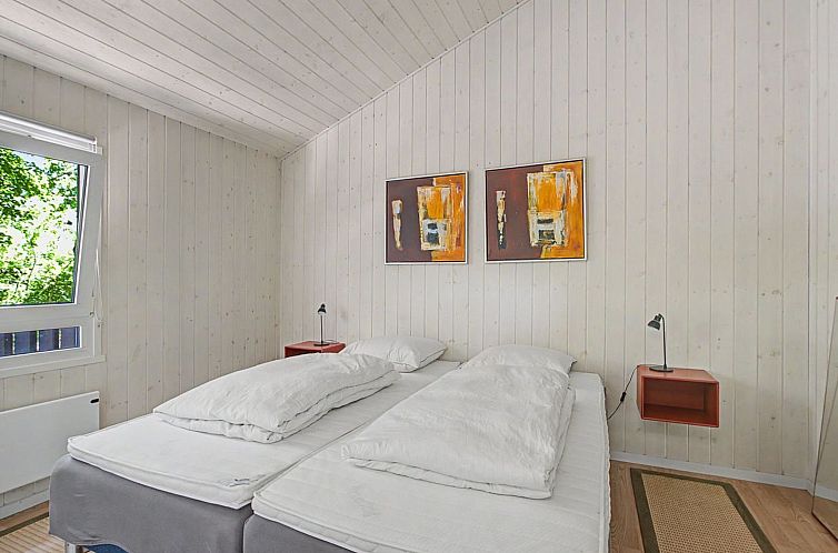 Vakantiehuis "Solfrid" - 230m from the sea
