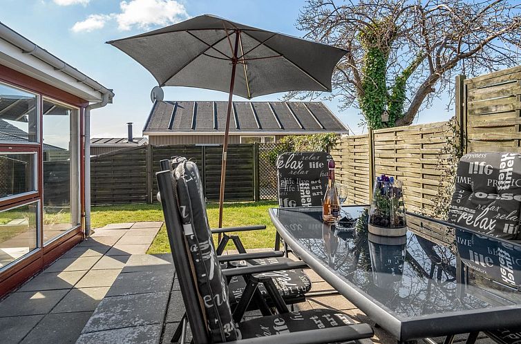 Vakantiehuis "Loella" - 35m from the sea