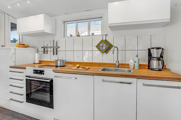 Vakantiehuis "Loella" - 35m from the sea