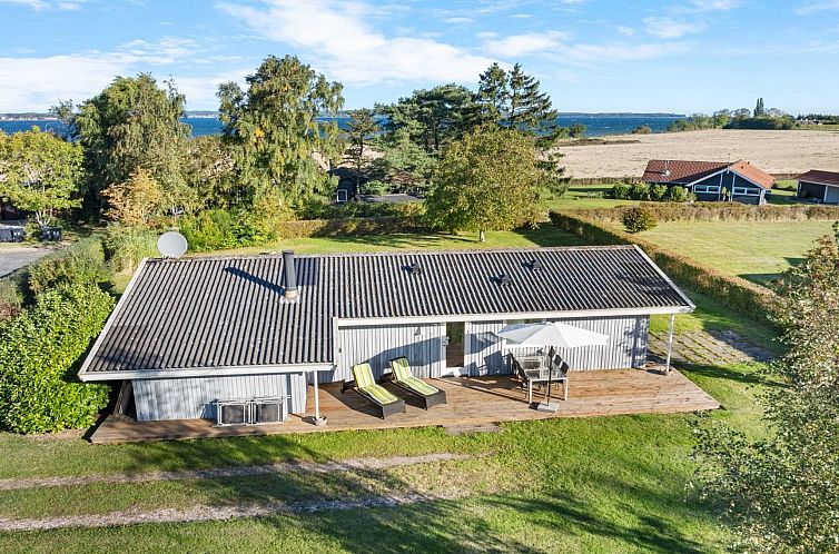 Vakantiehuis "Kajsa" - 250m from the sea