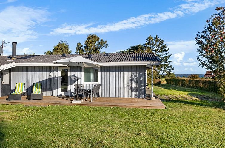 Vakantiehuis "Kajsa" - 250m from the sea