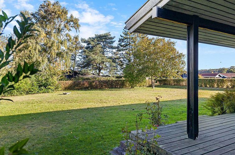 Vakantiehuis "Kajsa" - 250m from the sea