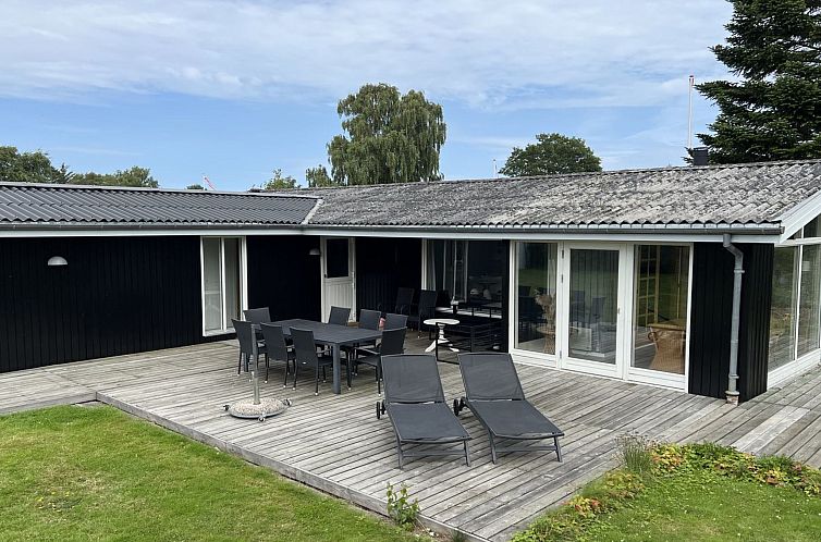 Vakantiehuis "Alrich" - 500m from the sea