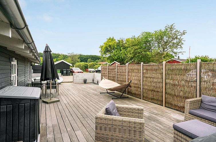 Vakantiehuis "Wrage" - 500m from the sea