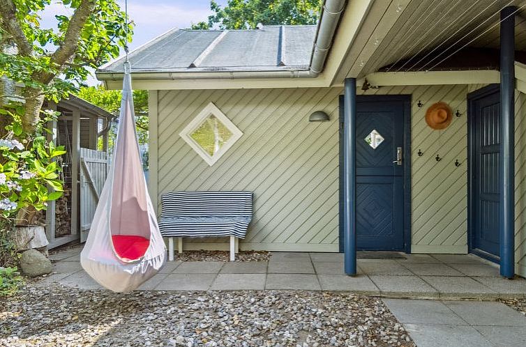 Vakantiehuis "Snari" - 10m from the sea