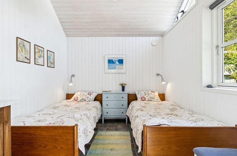 Vakantiehuis "Snari" - 10m from the sea