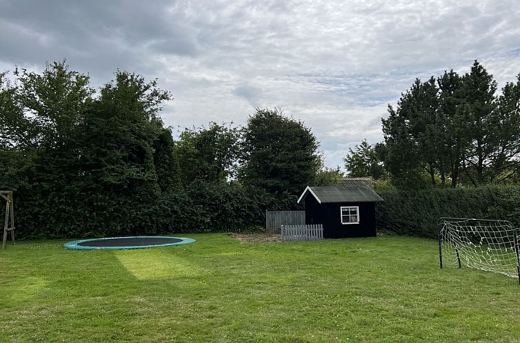 Vakantiehuis "Loella" - 35m from the sea