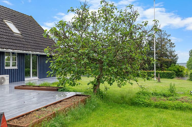 Vakantiehuis "Gravers" - 150m from the sea