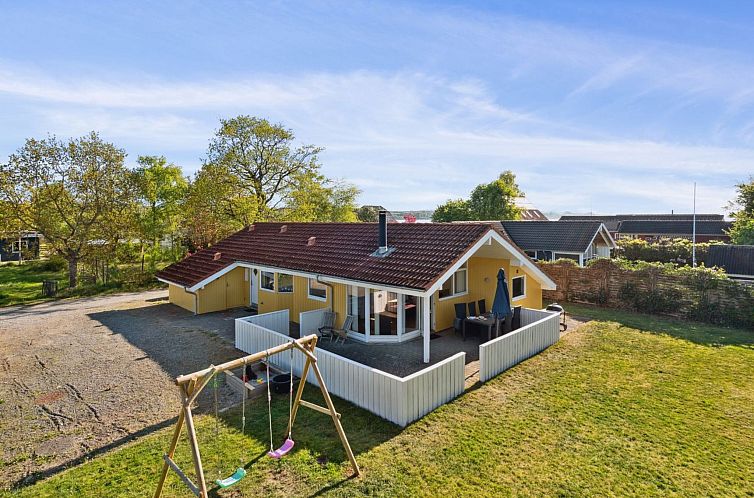 Vakantiehuis "Dolores" - 100m from the sea