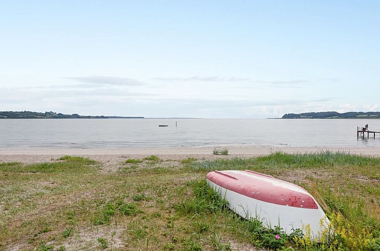 Vakantiehuis "Dolores" - 100m from the sea