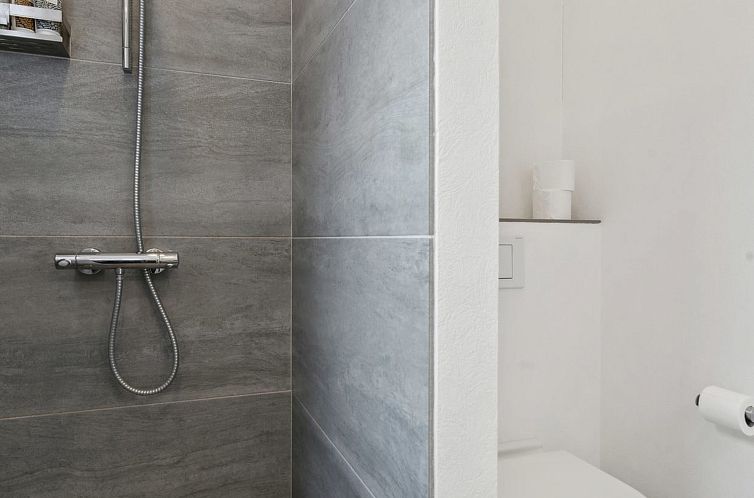 Vakantiehuis "Dietlinde" - 100m from the sea