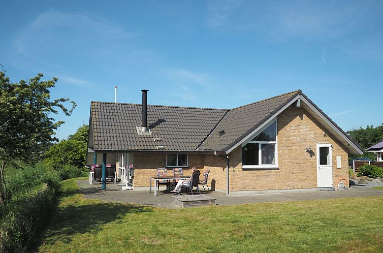 Vakantiehuis Modernes, geräumiges Haus mit großer Terrasse