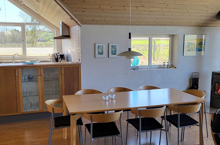 Vakantiehuis Modernes, geräumiges Haus mit großer Terrasse