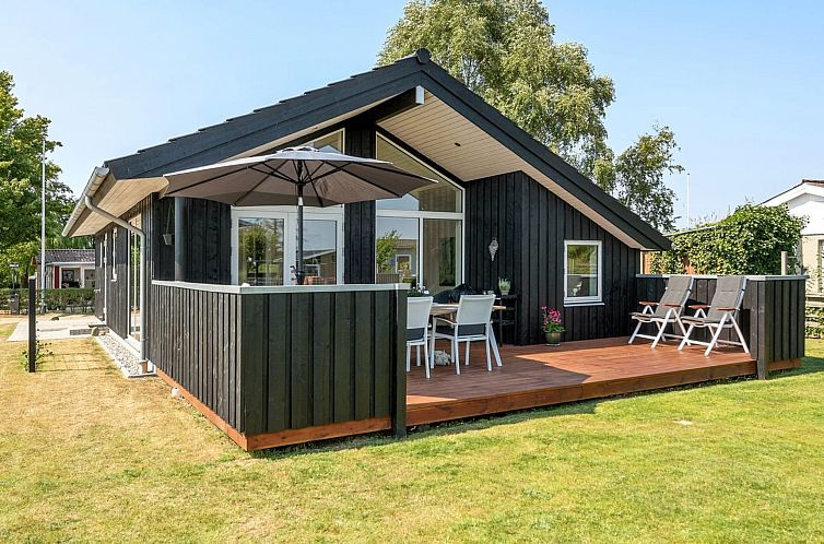 Vakantiehuis "Sighfrith" - 150m from the sea