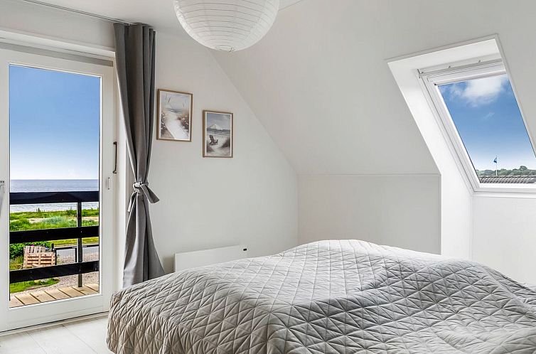 Vakantiehuis "Sighfrith" - 150m from the sea