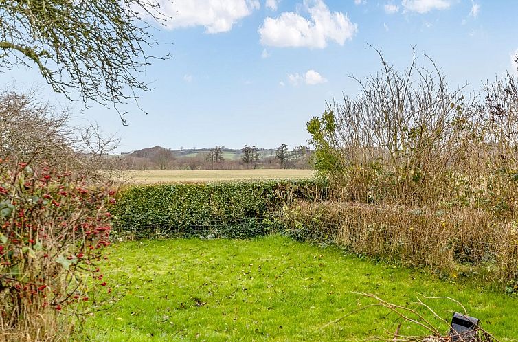 Vakantiehuis "Yorik" - 1.6km from the sea