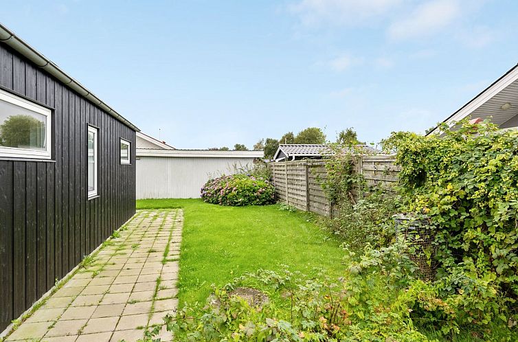 Vakantiehuis "Maleen" - 100m from the sea