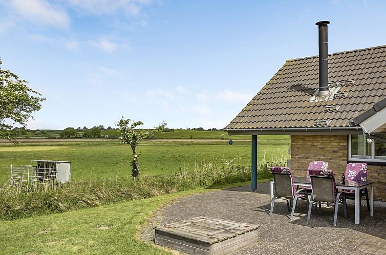 Vakantiehuis "Maleen" - 100m from the sea