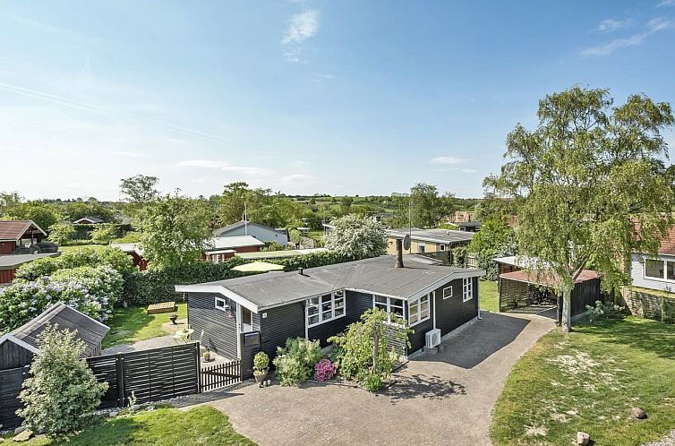 Vakantiehuis "Hjalmsvider" - 300m from the sea