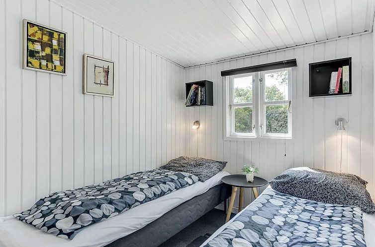 Vakantiehuis "Hjalmsvider" - 300m from the sea