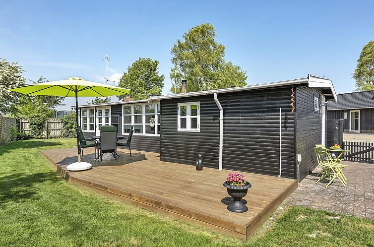 Vakantiehuis "Hjalmsvider" - 300m from the sea