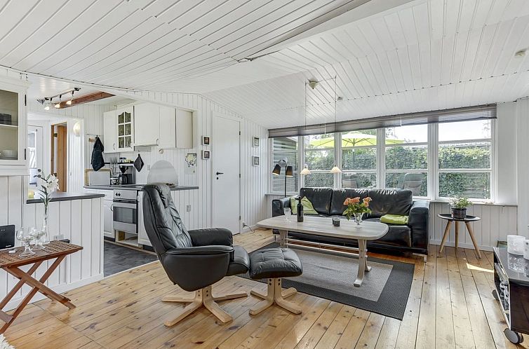 Vakantiehuis "Hjalmsvider" - 300m from the sea
