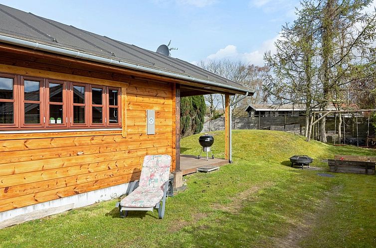 Vakantiehuis "Fortuna" - 200m from the sea