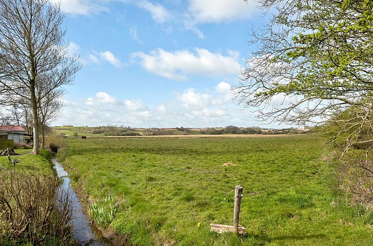 Vakantiehuis "Fortuna" - 200m from the sea