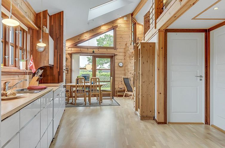 Vakantiehuis "Fortuna" - 200m from the sea