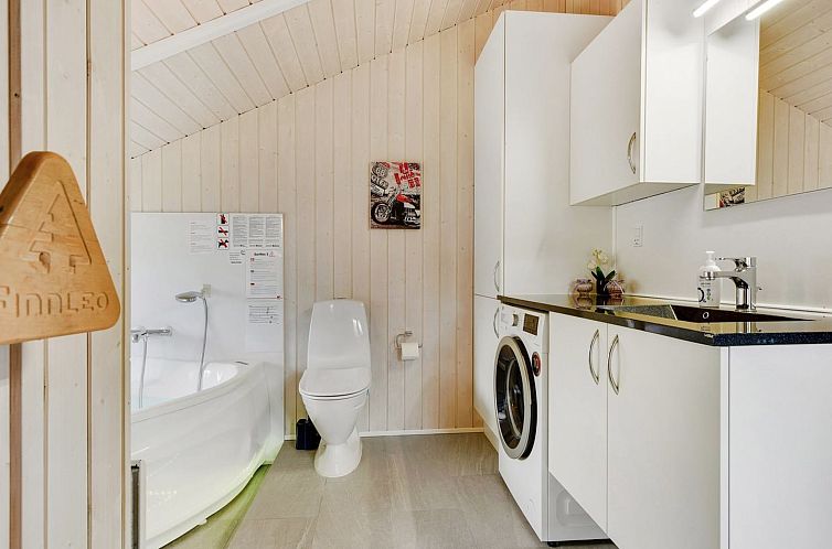 Vakantiehuis "Hwiting" - 200m from the sea