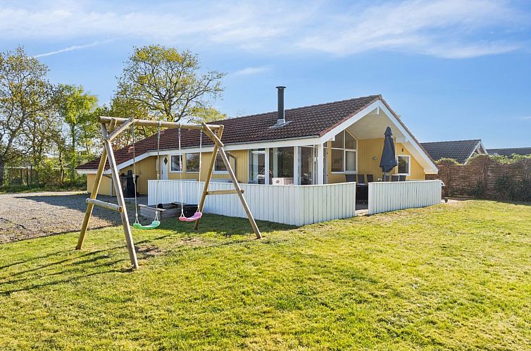 Vakantiehuis "Dolores" - 100m from the sea