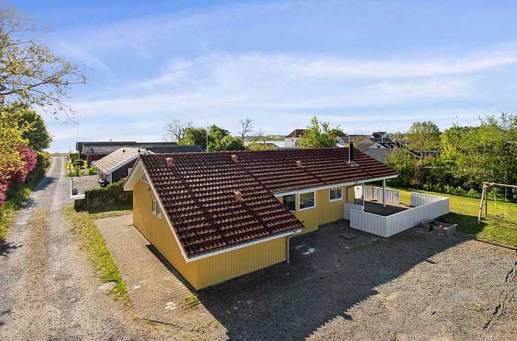 Vakantiehuis "Dolores" - 100m from the sea