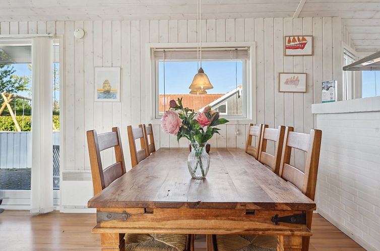 Vakantiehuis "Dolores" - 100m from the sea