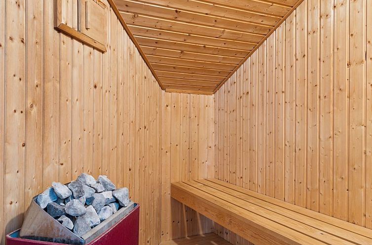 Vakantiehuis "Dolores" - 100m from the sea