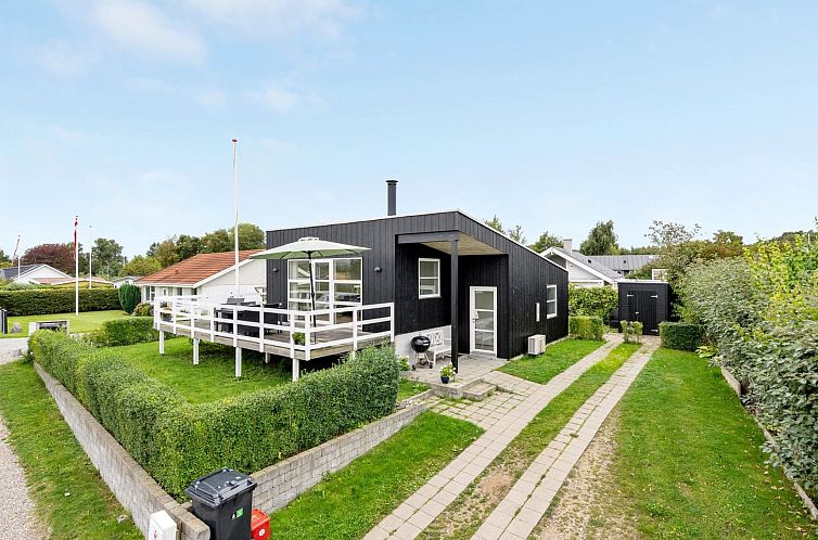 Vakantiehuis "Maleen" - 100m from the sea