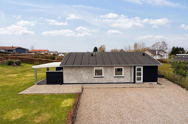 Vakantiehuis "Dietlinde" - 100m from the sea