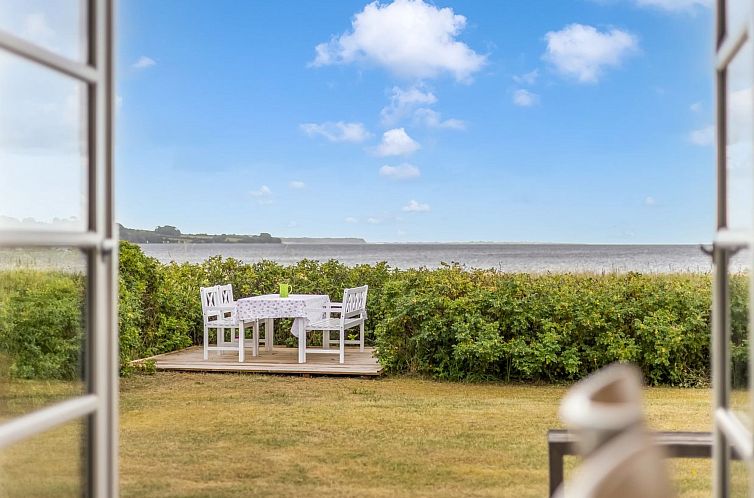Vakantiehuis "Withger" - 20m from the sea