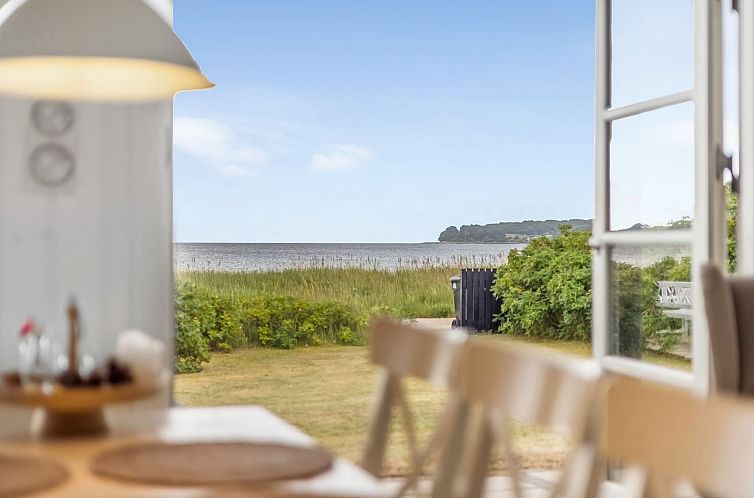 Vakantiehuis "Withger" - 20m from the sea