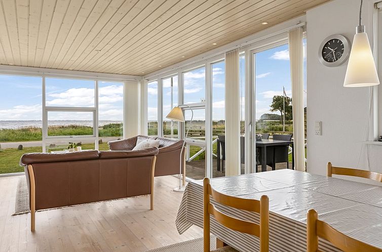 Vakantiehuis "Teodosija" - 20m from the sea